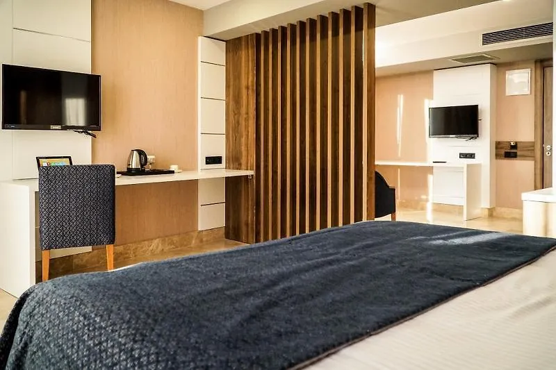 Extenso Hotel Gaziemir 4*,